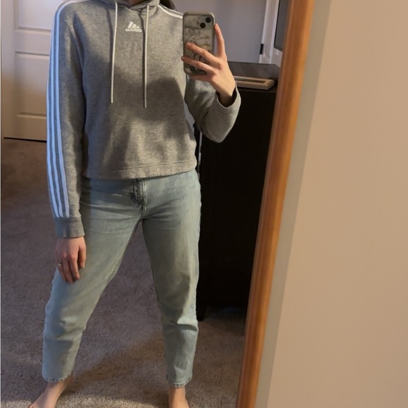 Adidas cropped hoodie size XS - Picture 2 of 3